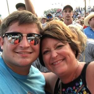 Meet your Posher, Max